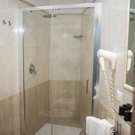 Domus Diana 4*